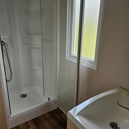 Mobil-home * Saint-Cheron